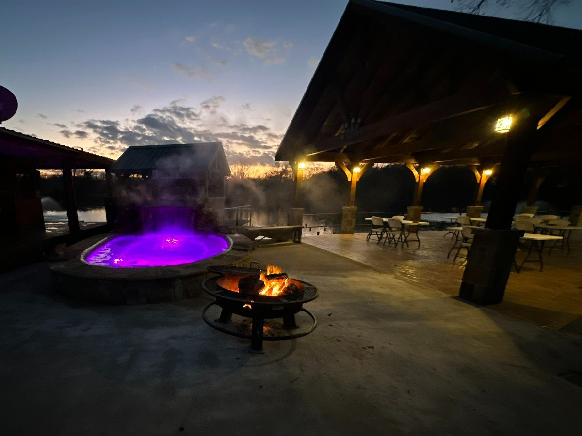 Cabins, Bunk Houses - Image 16